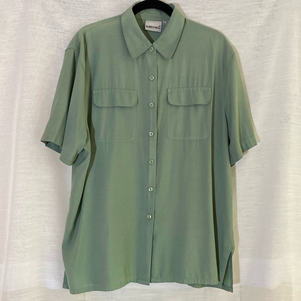 Fashion Bug XL Laurel Green Vintage Short Sleeve Button Down